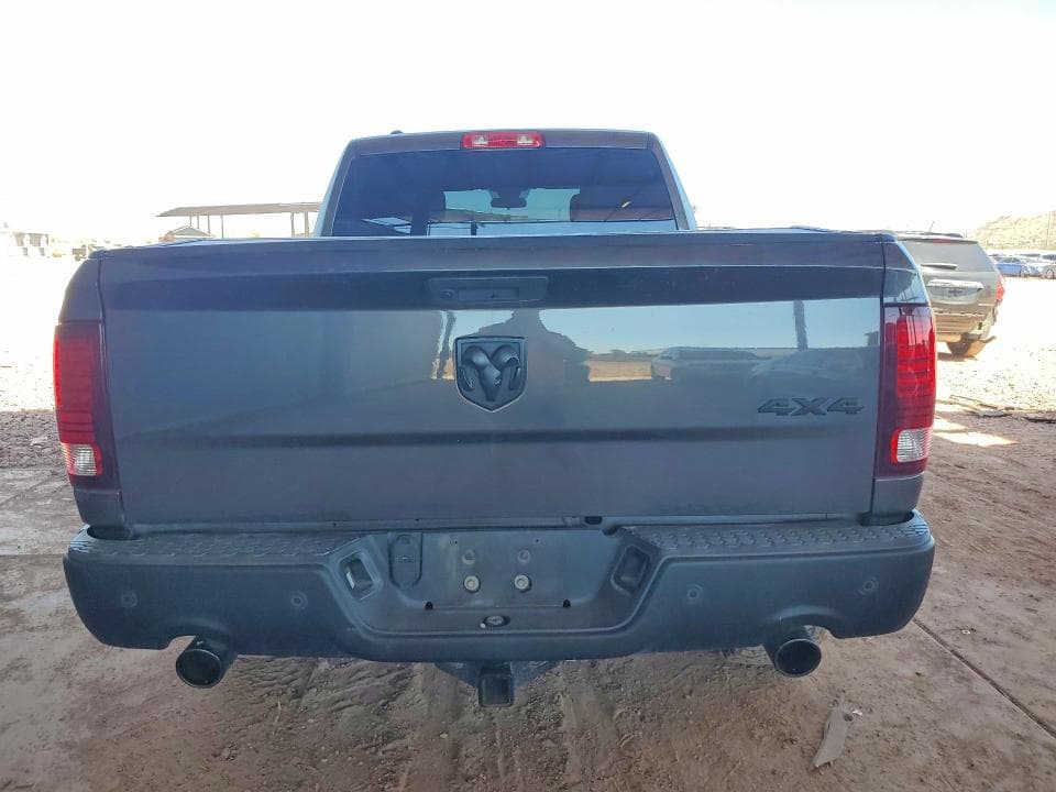 2022 RAM 1500 CLASSIC SLT 6
