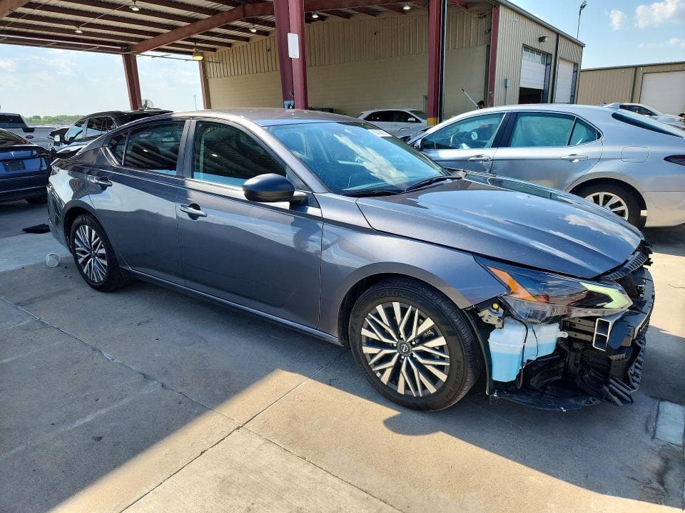 2026 NISSAN ALTIMA SV 4