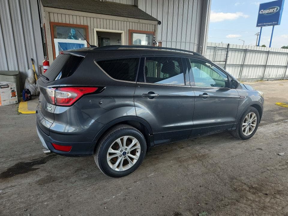 2017 FORD ESCAPE SE 3