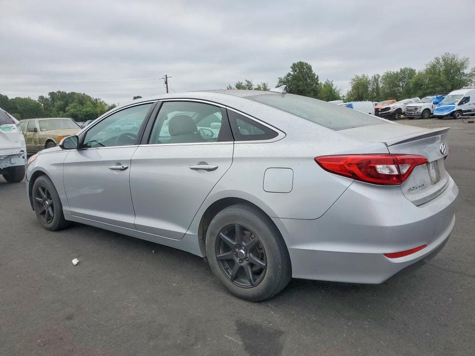 2017 HYUNDAI SONATA SE 2
