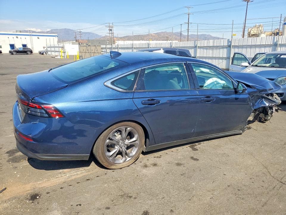 2024 HONDA ACCORD EX 3