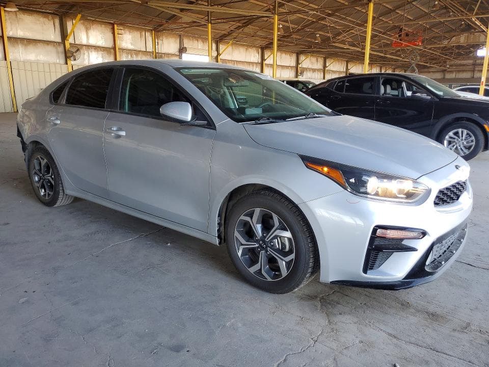 2021 KIA FORTE LXS 4