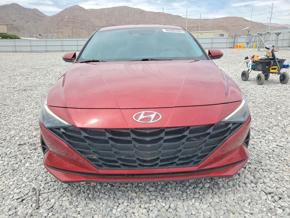 2023 HYUNDAI ELANTRA BLUE 5