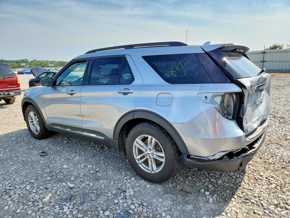 2020 FORD EXPLORER XLT 2