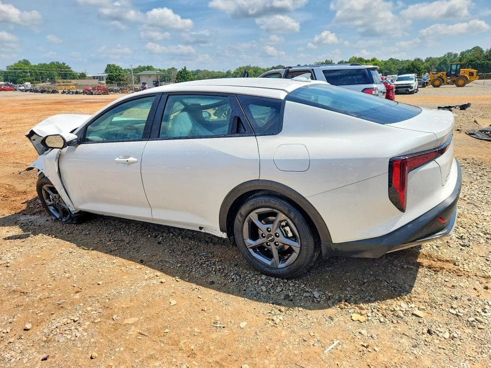 2025 KIA K4 LXS 2