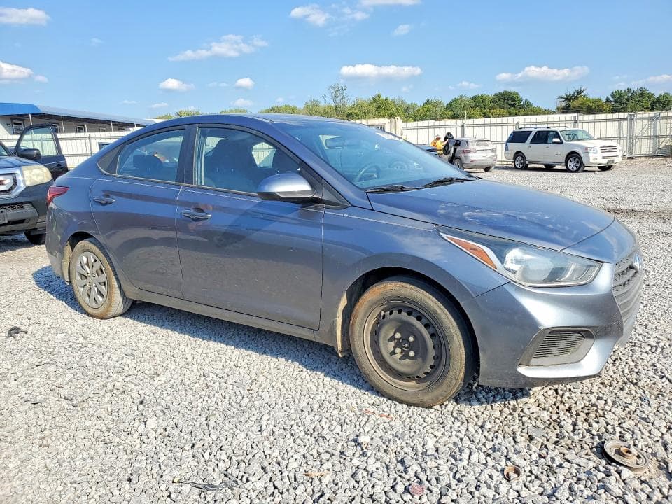 2018 HYUNDAI ACCENT SE 4