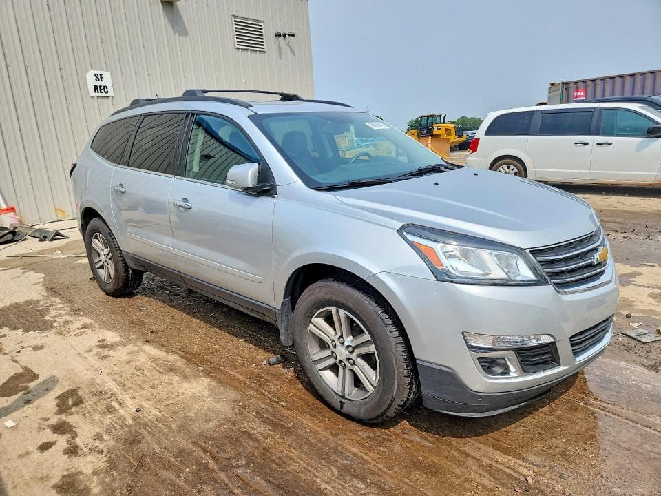 2017 CHEVROLET TRAVERSE LT 4