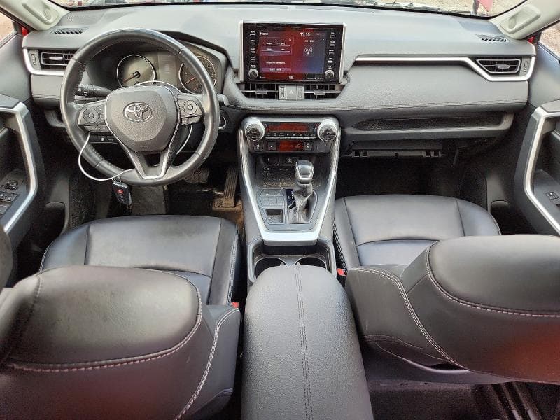2019 TOYOTA RAV4 XLE PREMIUM 8