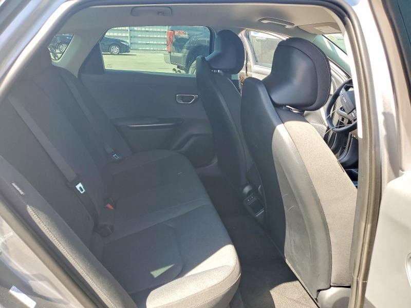 2025 KIA K4 LXS 10