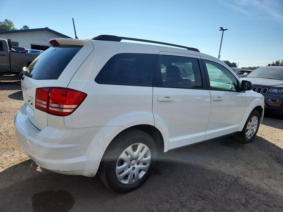 2019 DODGE JOURNEY SE 3