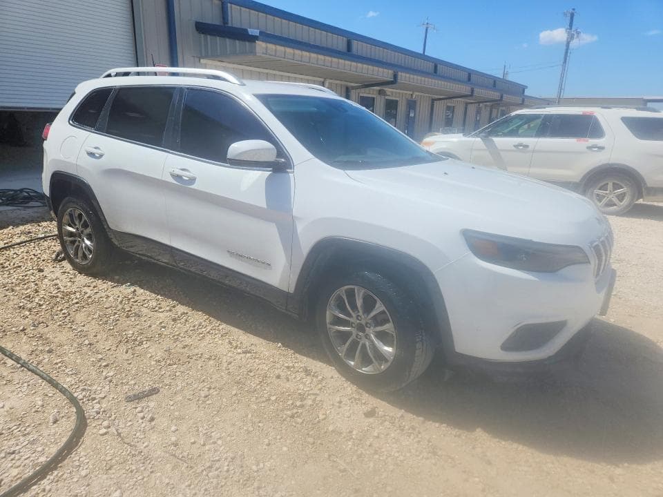 2021 JEEP CHEROKEE LATITUDE PLUS 4