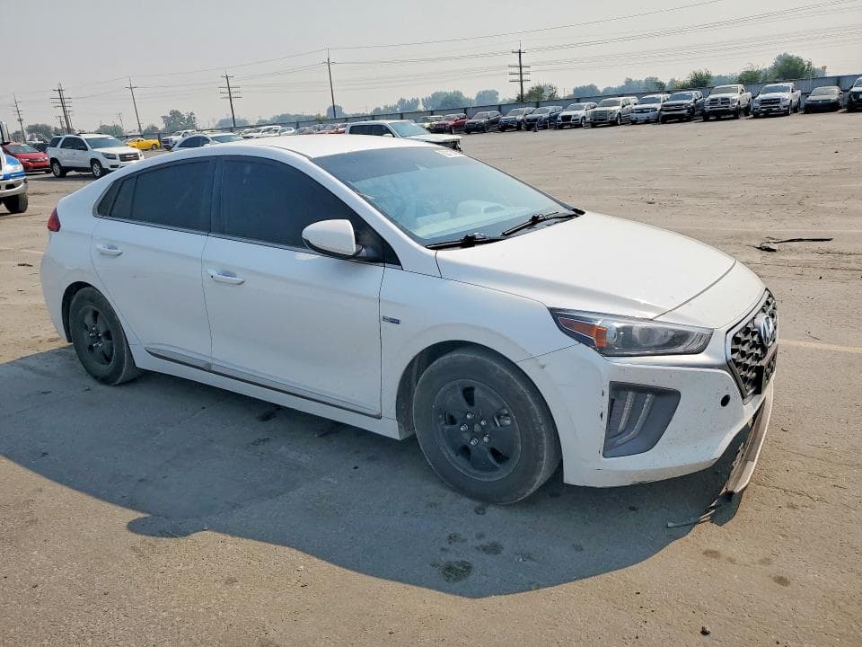 2020 HYUNDAI IONIQ SE 4