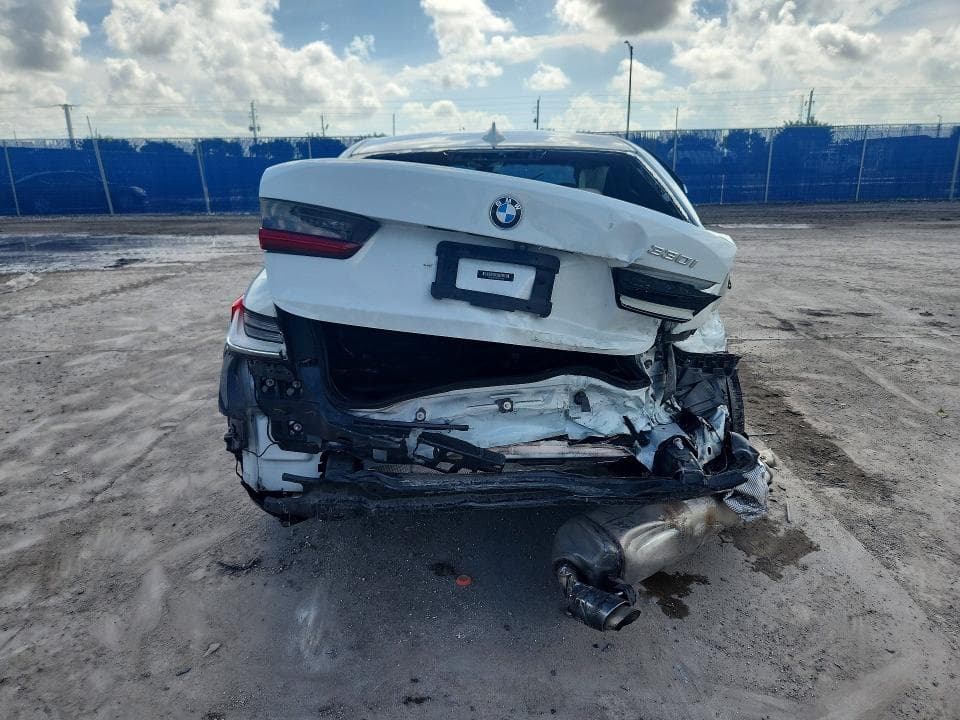2020 BMW 330I 6