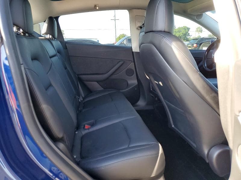 2022 TESLA MODEL Y 10