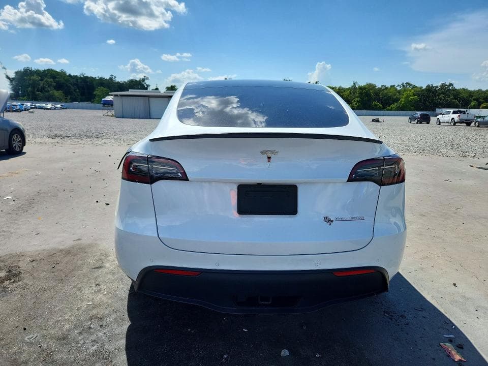 2021 TESLA MODEL Y 6