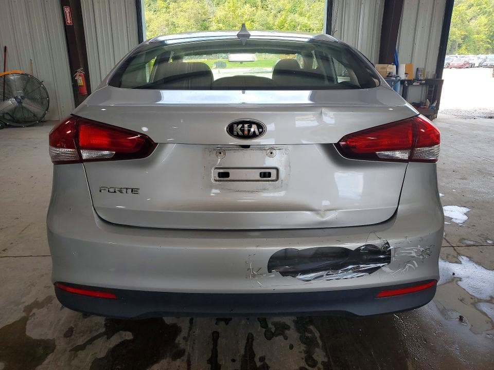 2017 KIA FORTE LX 6