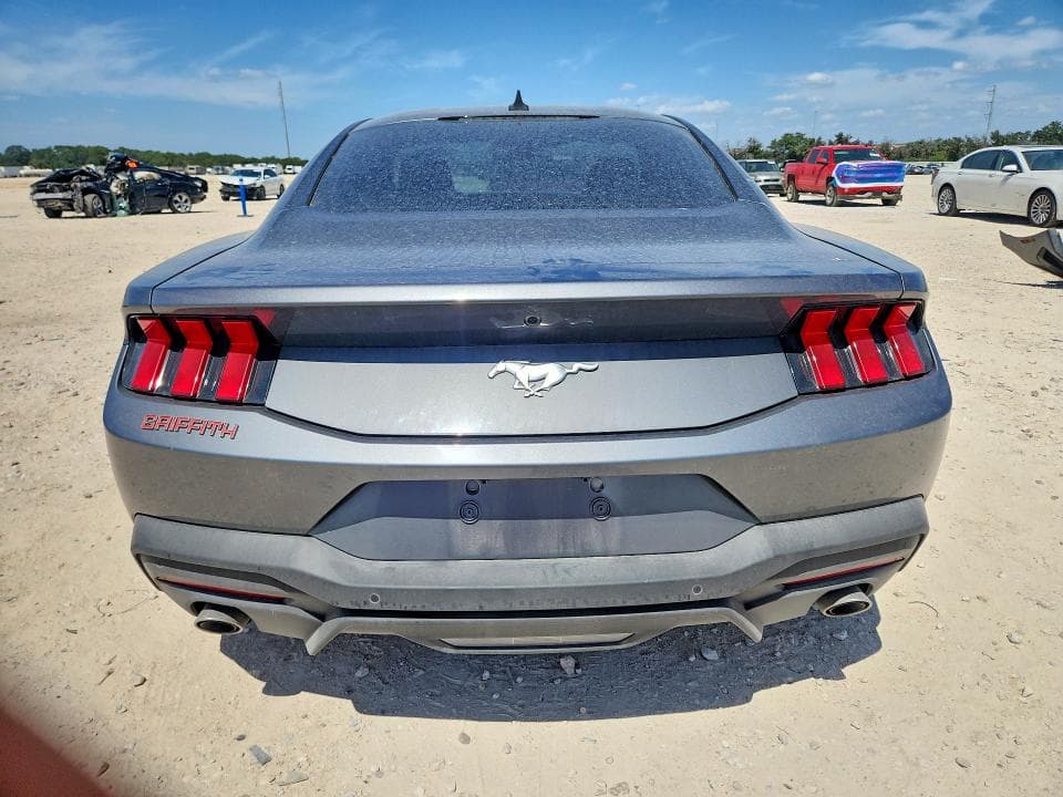 2025 FORD MUSTANG 6