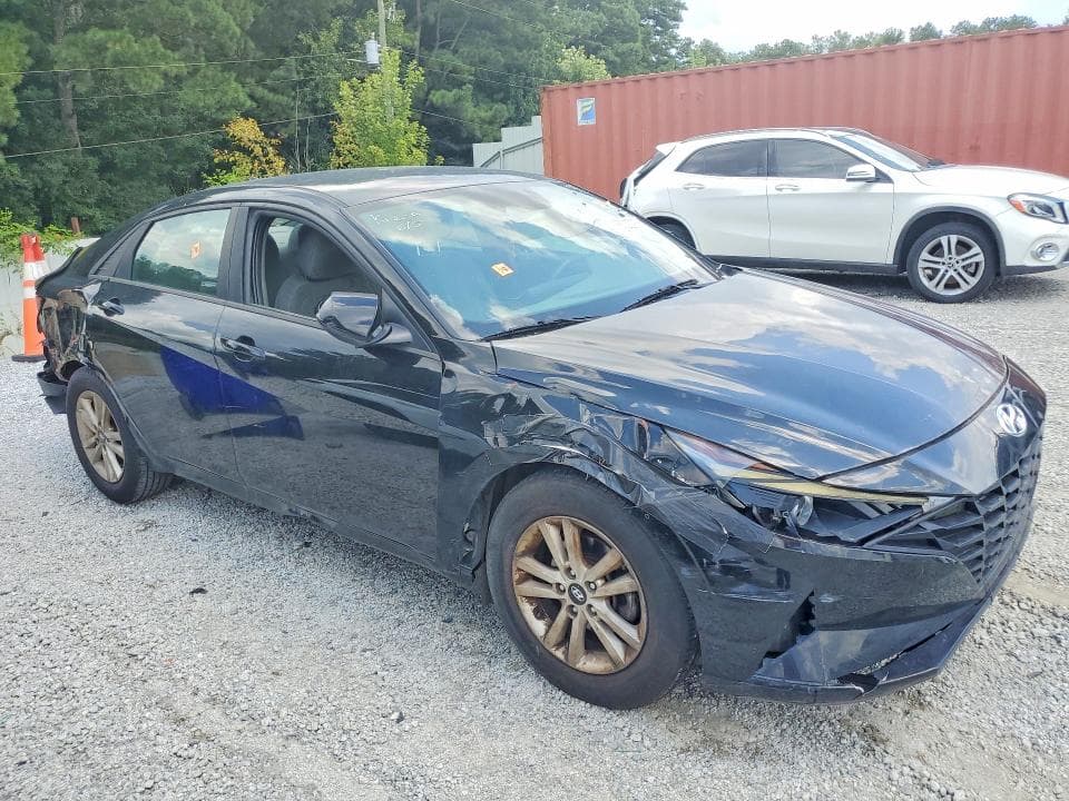 2023 HYUNDAI ELANTRA SEL 4