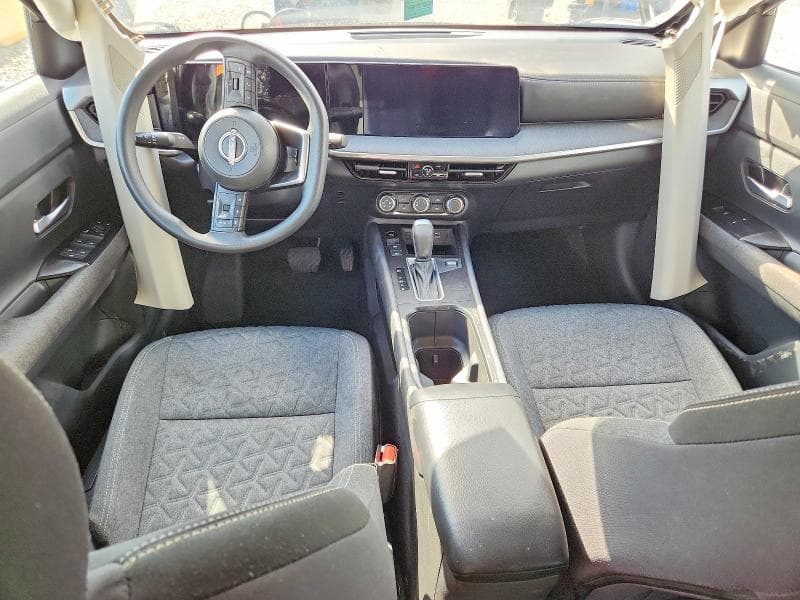 2025 NISSAN KICKS SV 8