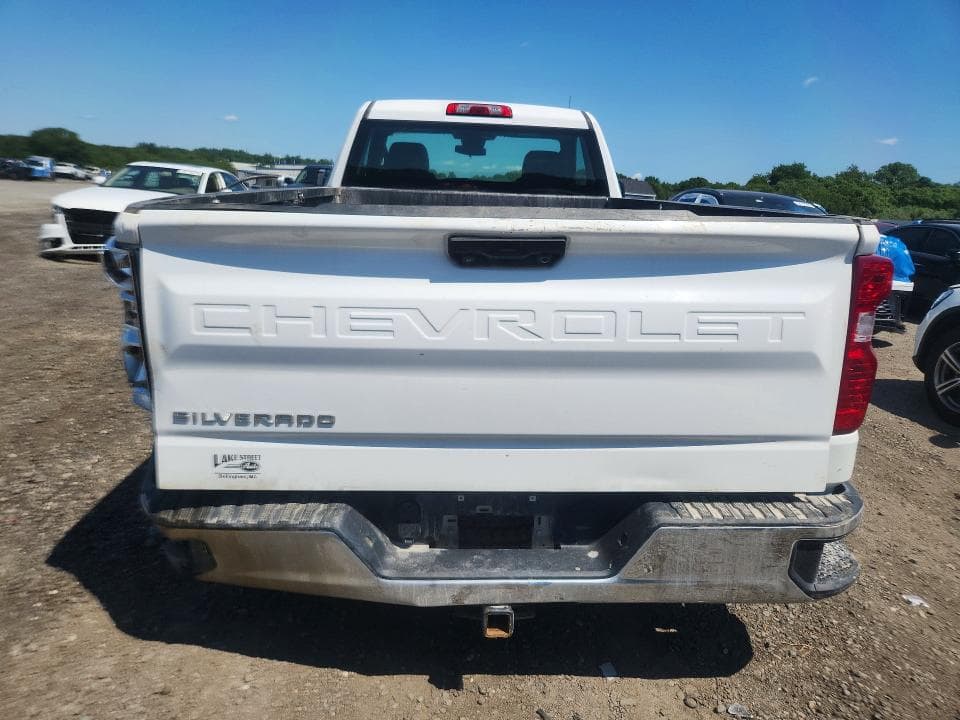 2023 CHEVROLET SILVERADO C1500 6