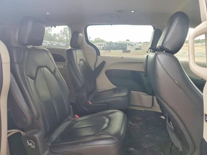 2017 CHRYSLER PACIFICA TOURING L 11