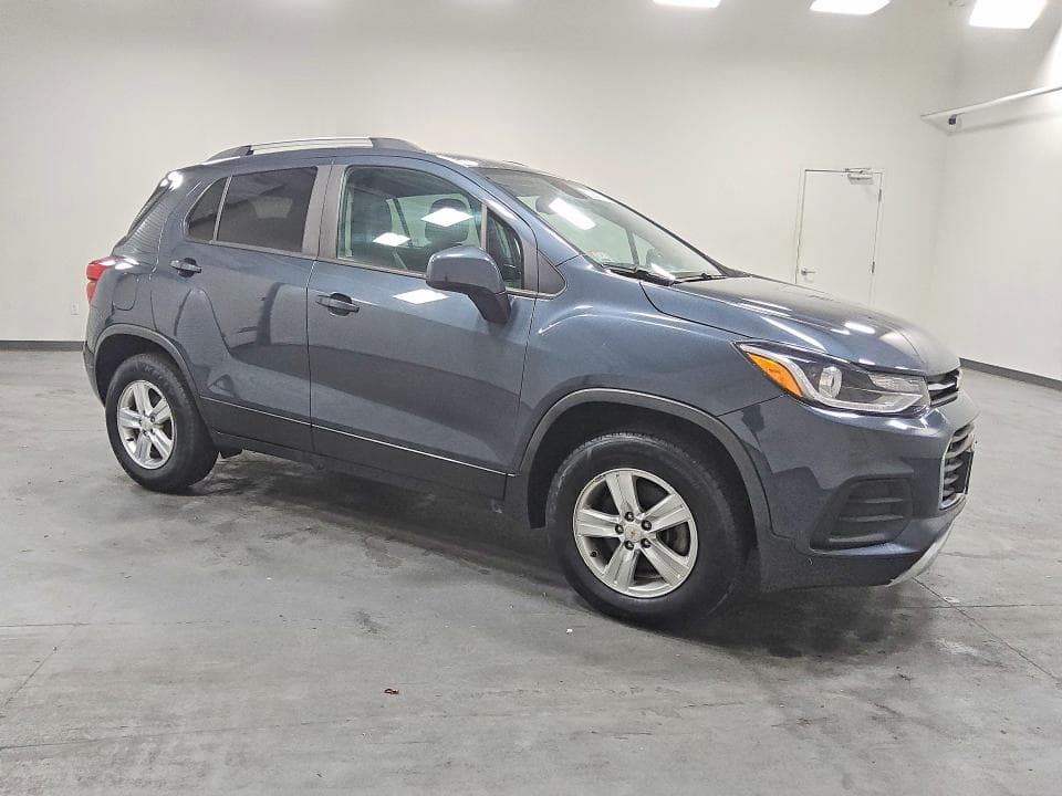 2021 CHEVROLET TRAX 1LT 4