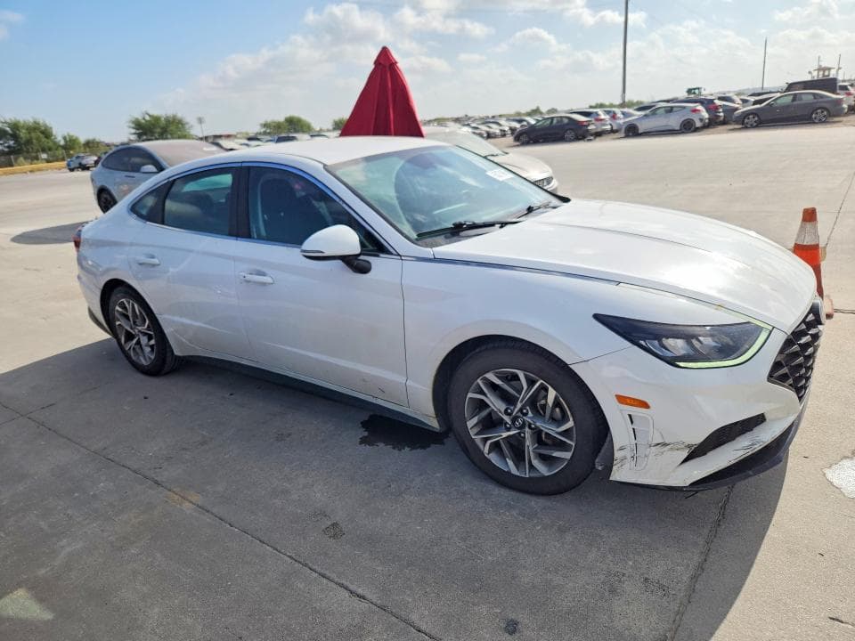 2023 HYUNDAI SONATA SEL 4