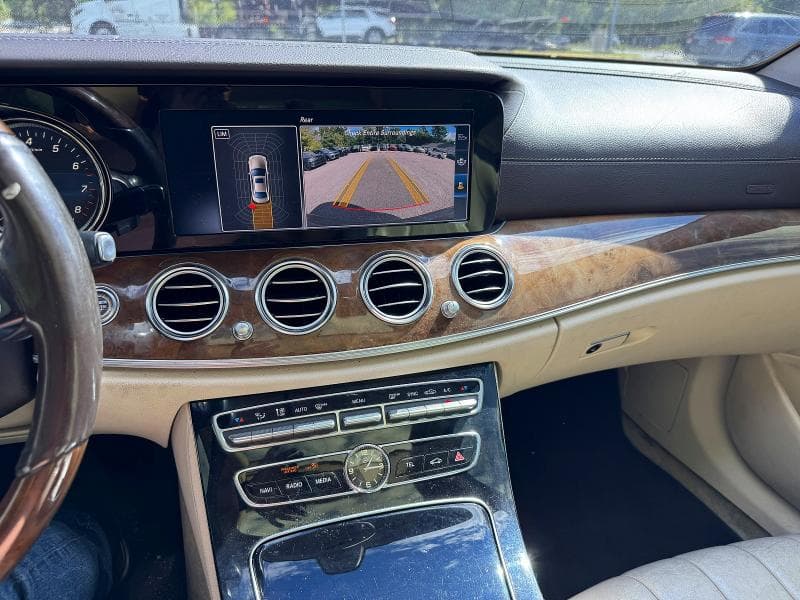 2017 MERCEDES-BENZ E 300 10