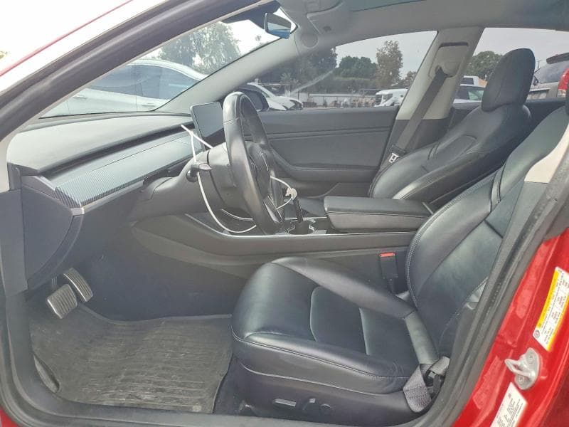 2018 TESLA MODEL 3 7