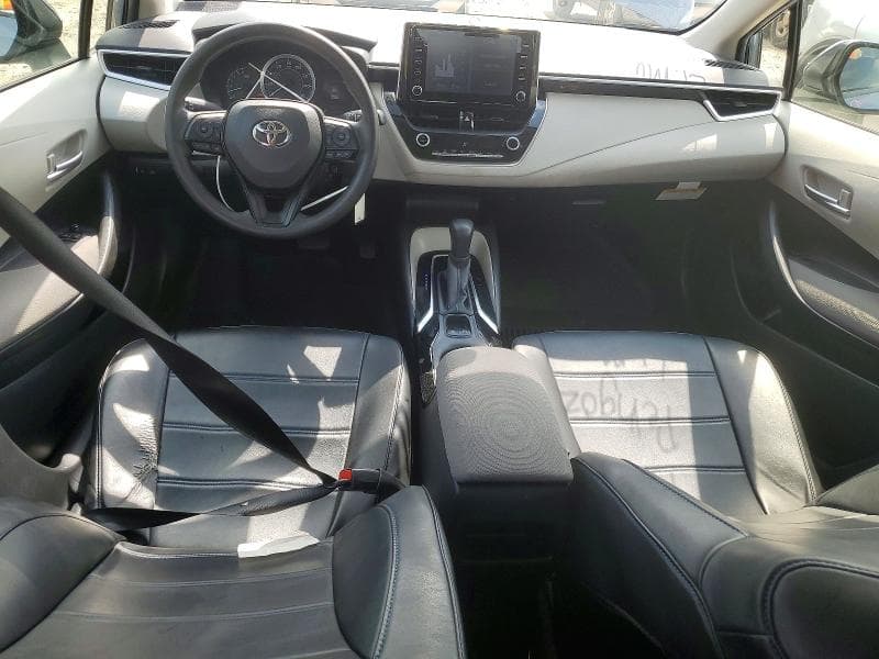 2020 TOYOTA COROLLA LE 8