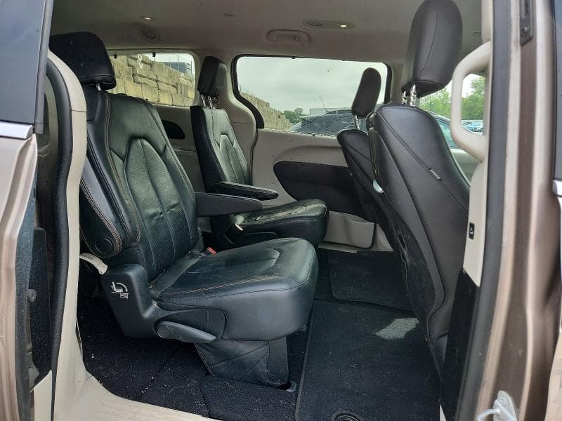 2017 CHRYSLER PACIFICA TOURING L PLUS 11