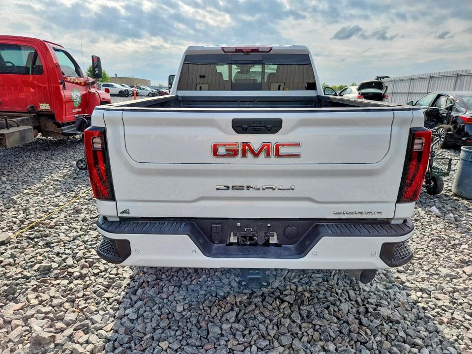 2026 GMC SIERRA K2500 DENALI 6