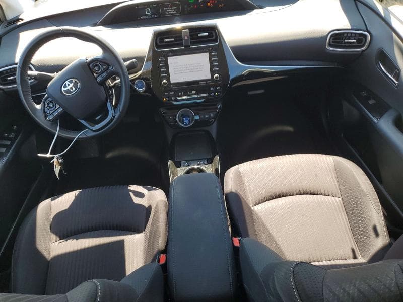 2021 TOYOTA PRIUS PRIME LE 8