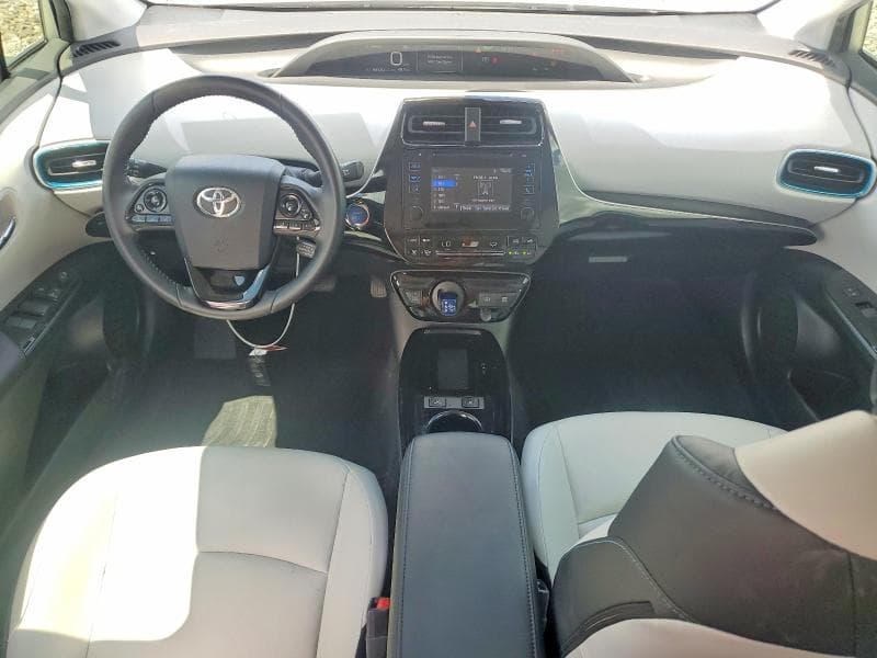 2019 TOYOTA PRIUS XLE 8