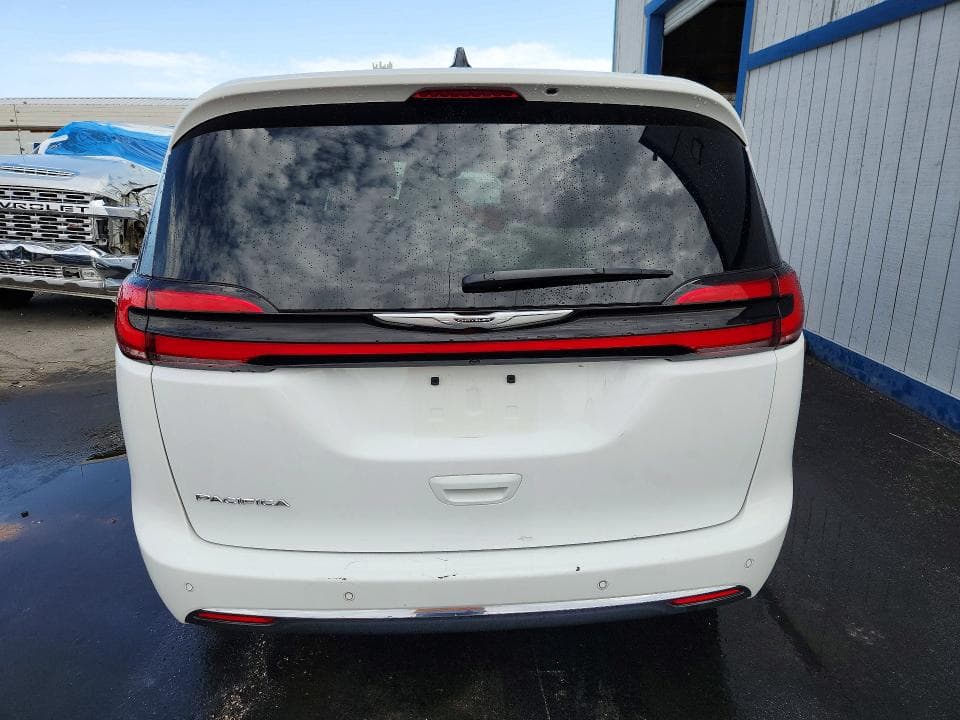 2025 CHRYSLER PACIFICA SELECT 6