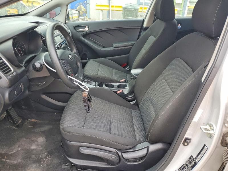 2017 KIA FORTE LX 7