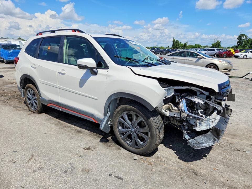 2022 SUBARU FORESTER SPORT 4