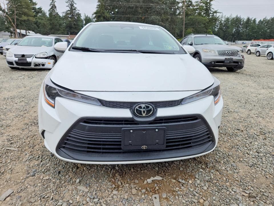 2025 TOYOTA COROLLA LE 5