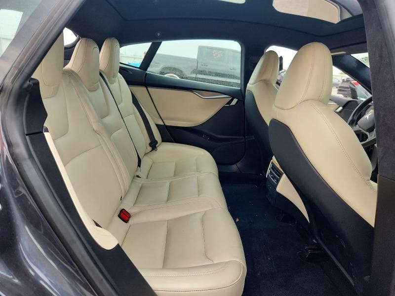 2020 TESLA MODEL S 10