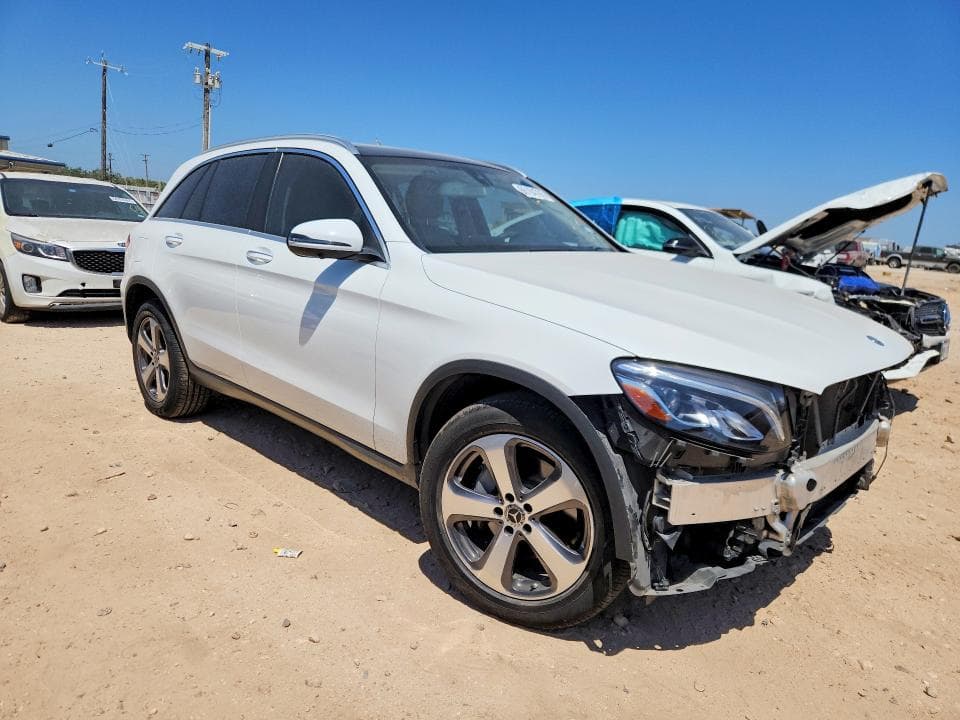 2018 MERCEDES-BENZ GLC 300 4