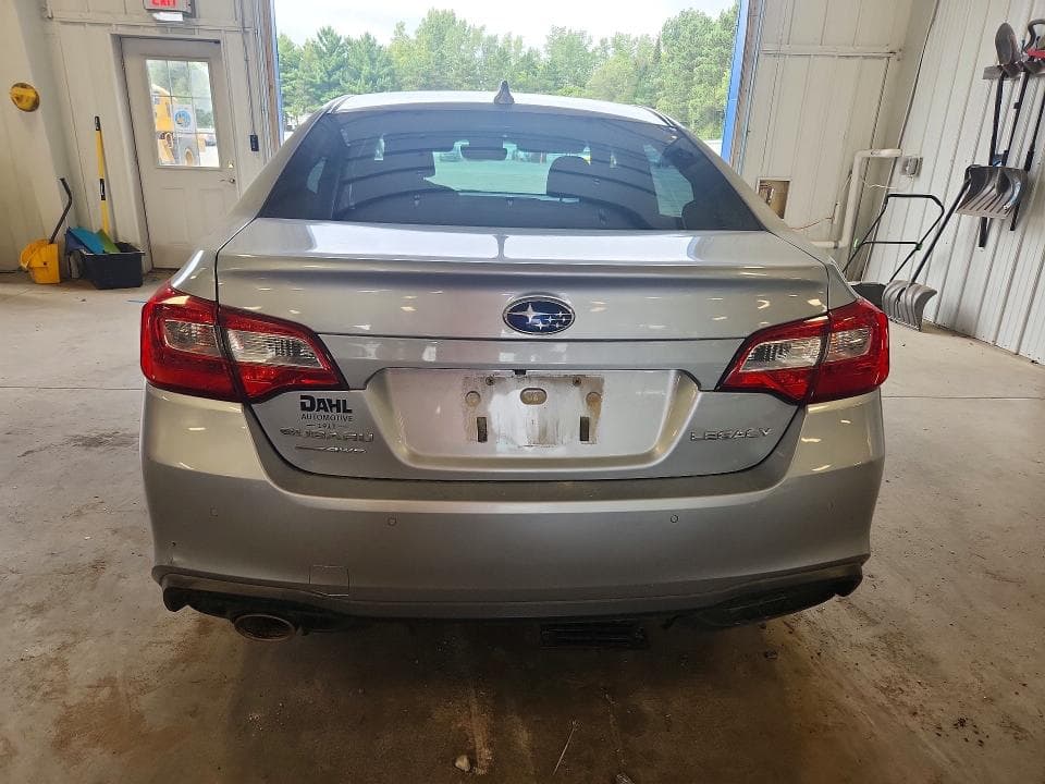 2018 SUBARU LEGACY 2.5I LIMITED 6