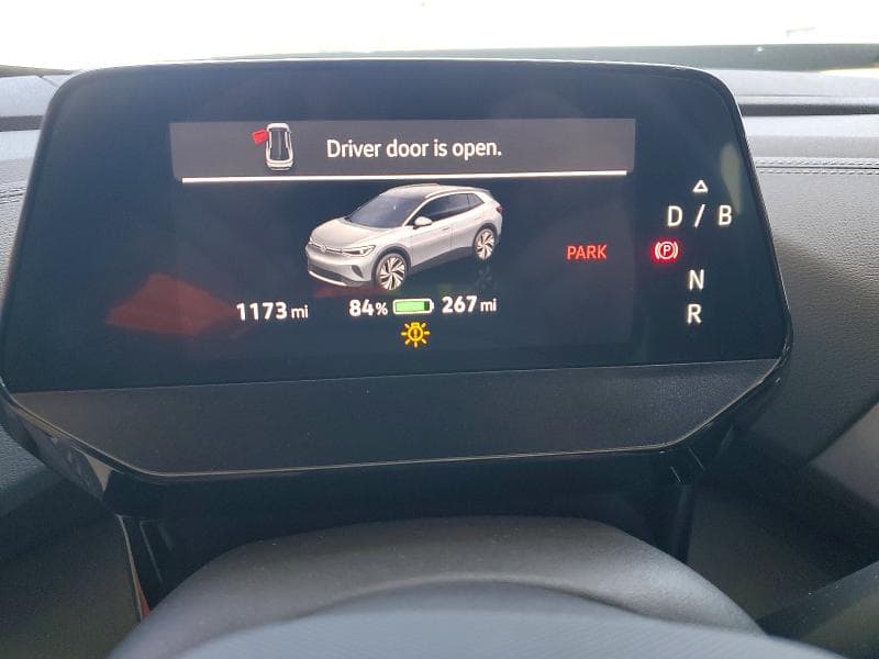 2025 VOLKSWAGEN ID.4 PRO S PLUS 9