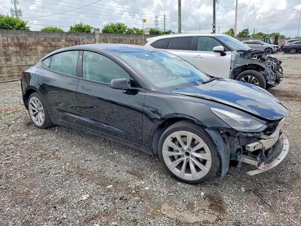 2020 TESLA MODEL 3 4