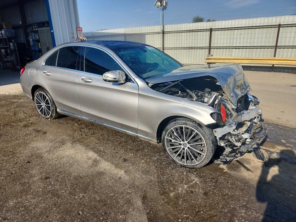 2019 MERCEDES-BENZ C 300 4