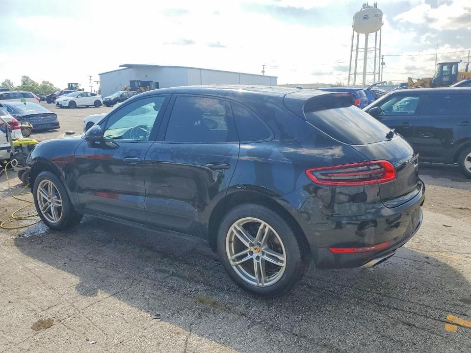 2017 PORSCHE MACAN 2
