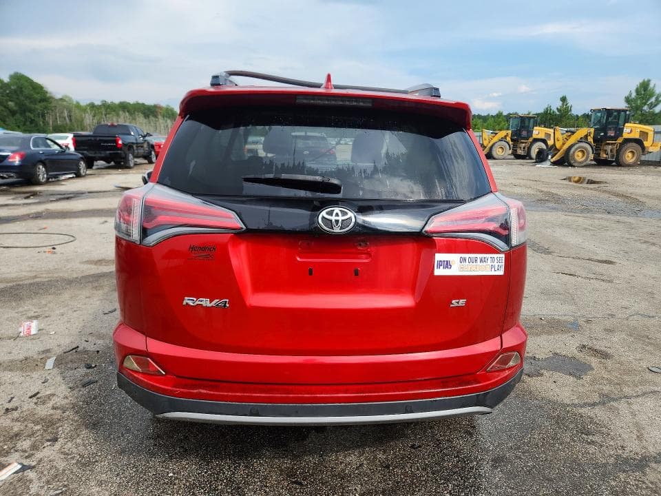 2017 TOYOTA RAV4 SE 6