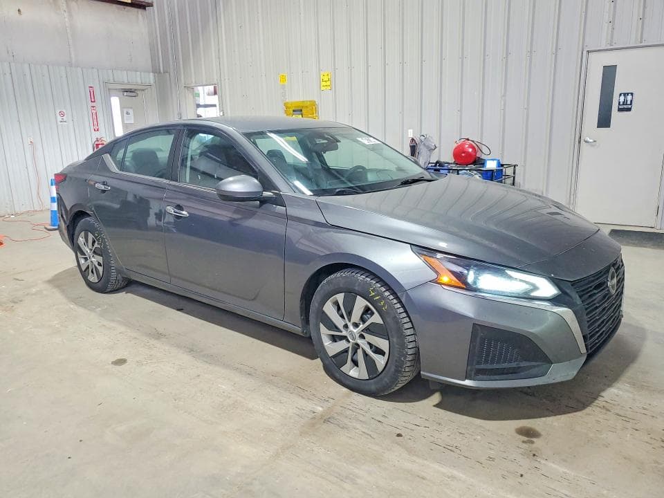 2023 NISSAN ALTIMA S 4