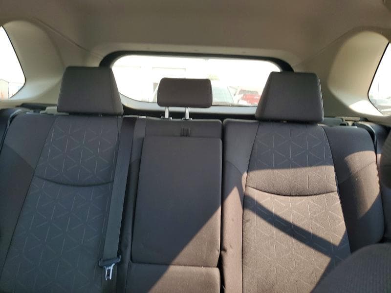 2023 TOYOTA RAV4 XLE 10