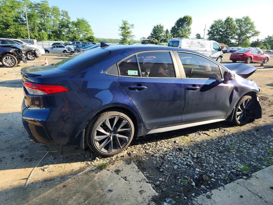 2021 TOYOTA COROLLA SE 3