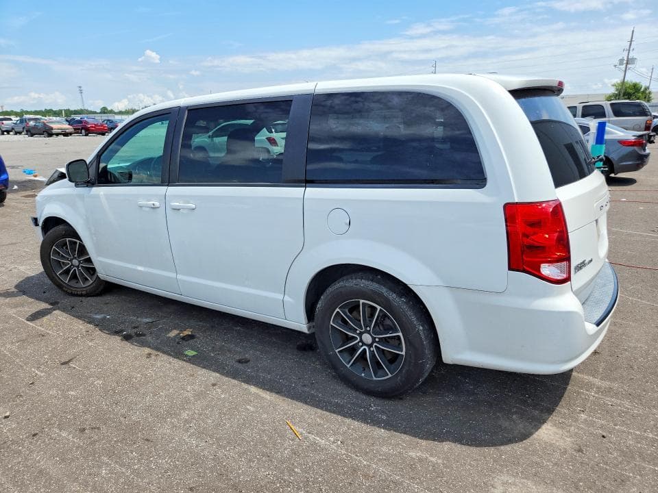 2018 DODGE GRAND CARAVAN SE 2